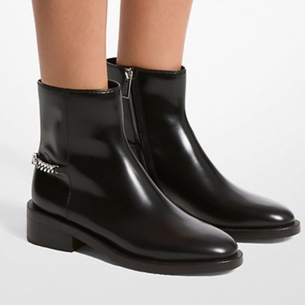 MICHAEL Michael Kors Black Carlisle Leather Bootie, 8.5